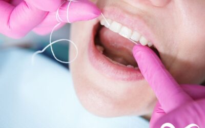 La importancia de utilizar correctamente el hilo dental